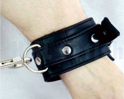 Leather restraints 5 cm wide