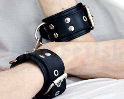 Leather Restraints 6 cm wide