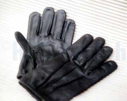 Leather gloves with Kevlar lining