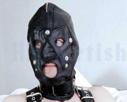 Leather-Hood with padlockable collar