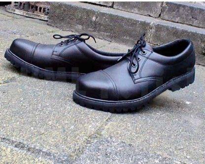 Leather low shoe